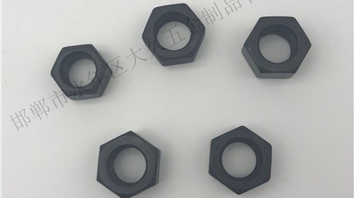 六角螺母太緊怎么擰開？